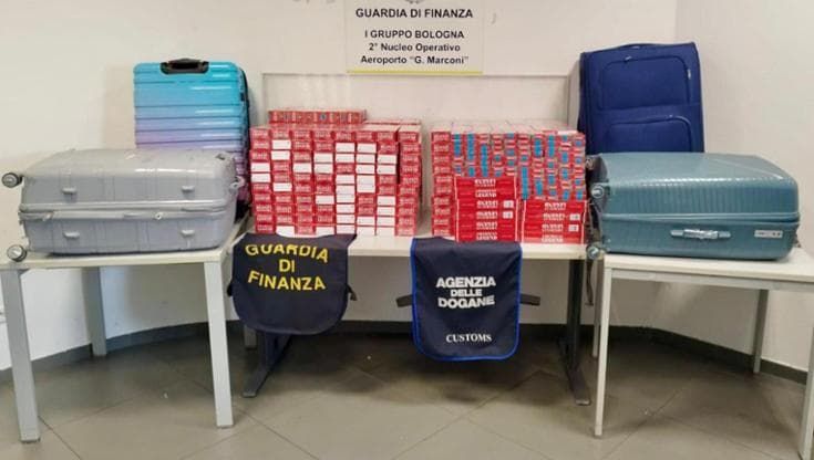Marconi, maxi sequestro di sigarette di contrabbando: 160 chili