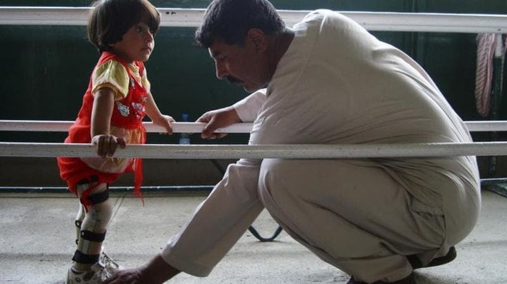 Afghanistan, i bambini sono ancora le vittime principali delle armi abbandonate e delle mine anti-uomo