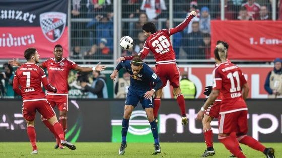 Germania, il Lipsia cade nel testacoda: il Bayern lo aggancia al comando