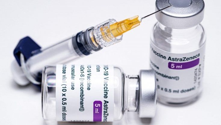 Astrazeneca, Draghi: "Vaccinazione in Italia riprende da venerdì 19 marzo alle 15" 