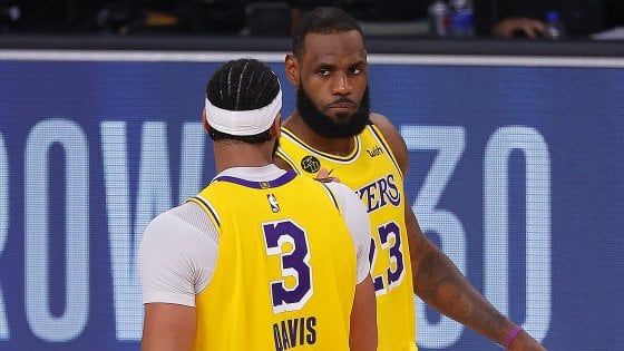 Basket, finali Nba: LeBron e Davis abbattono Denver, Lakers sul 3-1
