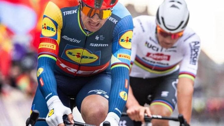 Van der Poel, Pedersen e l’ossessione per i numeri dei ciclisti di oggi