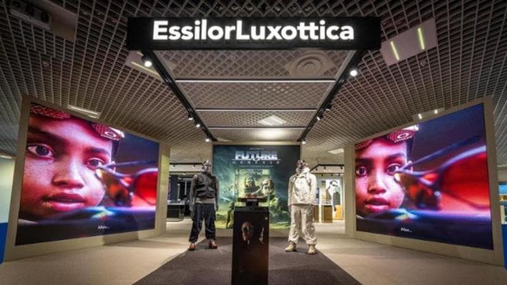 Gli occhiali intelligenti spingono i conti di Essilux. Milleri: “L’innovazione premia”