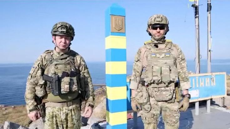 Kiev pianta il confine all’Isola dei Serpenti: “Il prossimo lo metteremo in Crimea”
