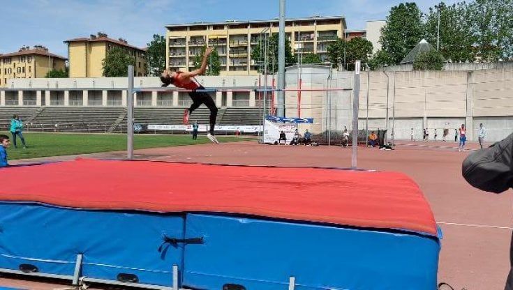 Tamberi, delusione e polemica: "E' già molto che non mi sono infortunato". Sara Fantini fa il record italiano nel martello
