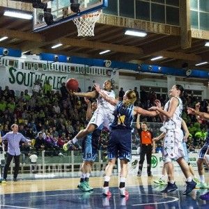 Ragusa vede lo scudetto, passa a Schio 56 a 68