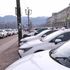 Carburanti, sale la protesta dai tassisti ai camionisti: “Sconti per noi o scioperiamo”