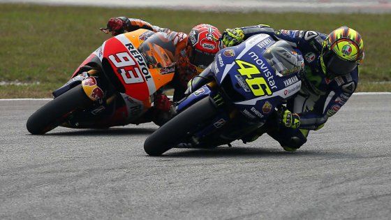 MotoGp, Rossi: "Grazie a tutti, ci vediamo a Valencia". Giudice Sepang: "Non è stato un calcio"