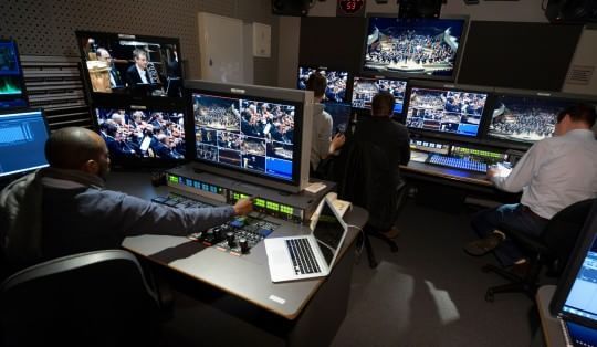 Il teatro virtuale: istruzioni per l'uso