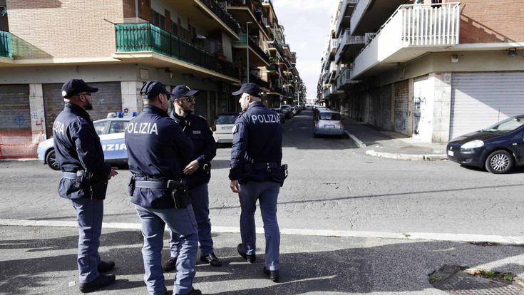 A Ostia si spara ancora. E spunta l’ombra della camorra