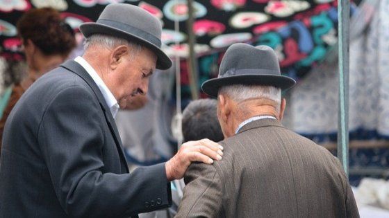 Il sorpasso degli uomini. L'annuncio del Regno Unito: “Vivranno più delle donne”