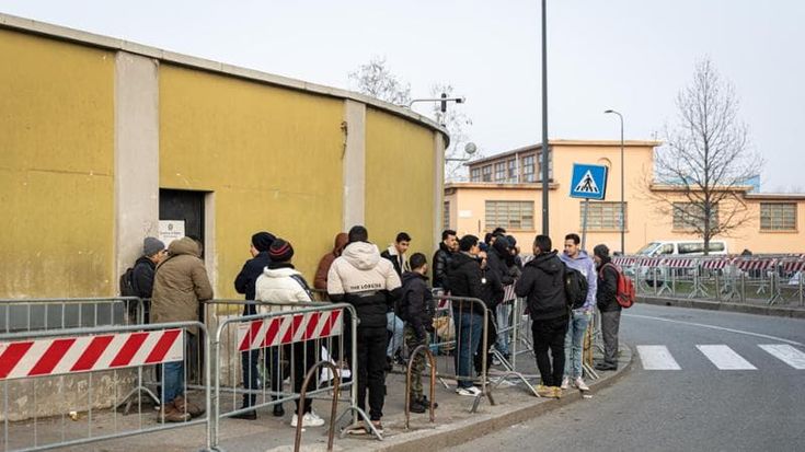 Oltre 1,2 milioni di migranti in Lombardia, boom delle seconde generazioni. Lavoro duro e mal pagato
