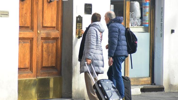 A Firenze un alloggio per turisti in cantina:“Il Cin non esiste sul portale”. Parte il controllo