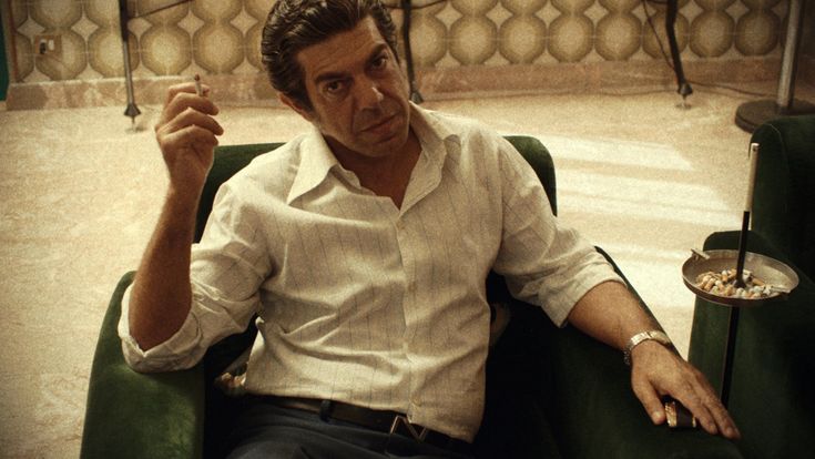 Venezia 77, le recensioni: "Padrenostro" e "The Disciple"