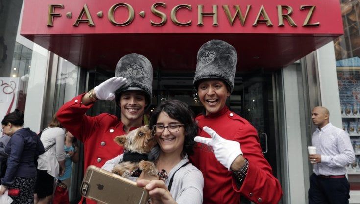 Fao Schwarz sbarca in Italia: il primo negozio di giocattoli Usa a Milano grazie all'accordo con Prenatal