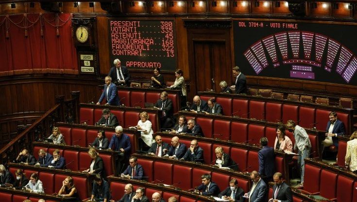 Partiti d'accordo sul rigassificatore di Piombino: ordine del giorno per impegnare l'esecutivo ad andare spediti