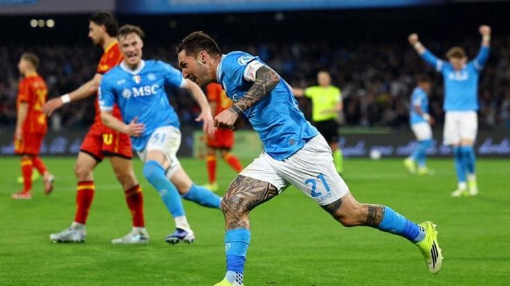 Le pagelle di Napoli-Lecce: Politano show, Gallo incerto