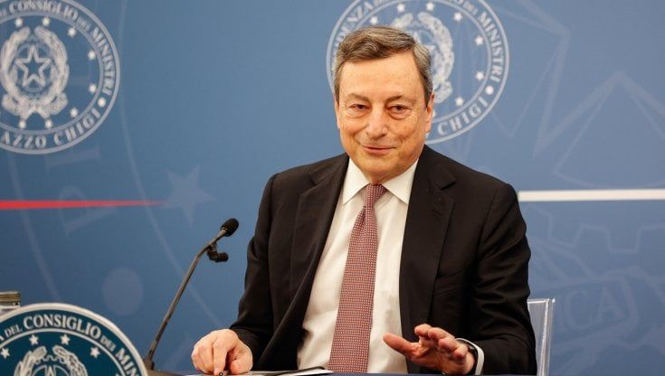 Draghi: "Inaccettabile morire sul lavoro. Fare di più per la sicurezza". Green pass e nuovo decreto anti-Covid. "Non possiamo sapere che basti"