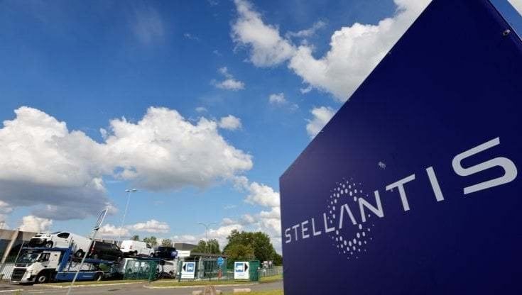 Stellantis, ricavi in crescita del 46% nel primo semestre. Migliorati i target per il 2021 