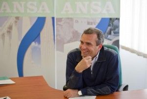 "Nuova giunta il 10 maggio",<br />l'annuncio di de Magistris