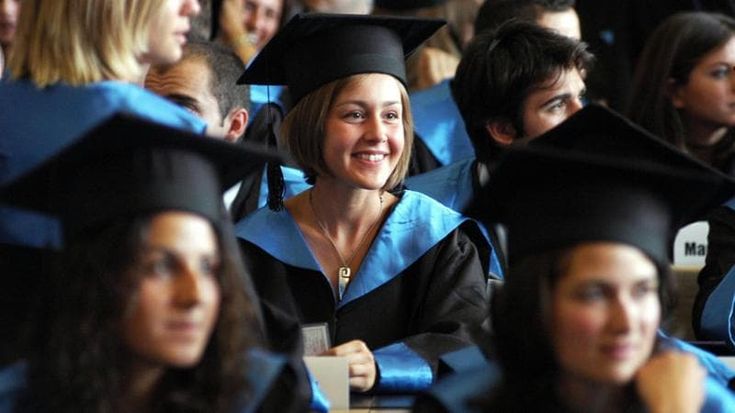 Carissimi saluti alla Sicilia: la fuga di giovani e nonni costa un miliardo e mezzo