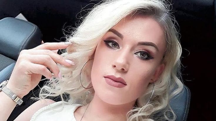 Si uccide con il figlio in casa. Il pm: “Costretta a prostituirsi dal marito per fare la bella vita”