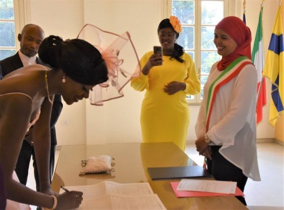 Parma, il primo matrimonio celebrato dalla consigliera parmigiana-marocchina Nabila-Mahidra 
