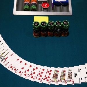 Poker, Rav&agrave; lancia l'allarme: "Troppe sale per il poker sportivo"