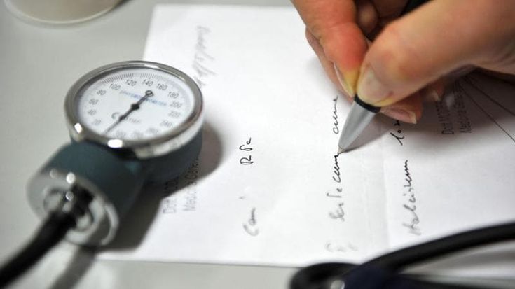Malattia, l'Inps cambia le regole sul certificato: come funziona adesso per il lavoratore