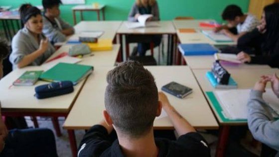 In Italia chi è meno istruito vive di meno