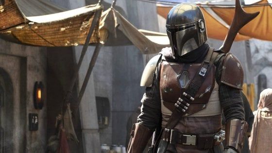 The Mandalorian, cresce l'attesa tra i fan di Star Wars per il cacciatore e per Baby Yoda