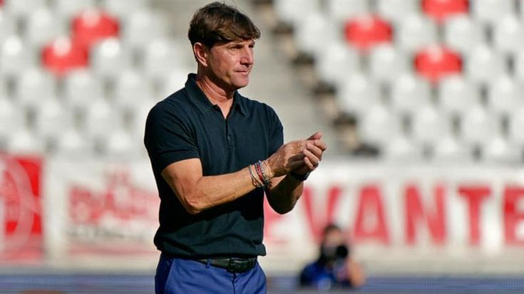 Serie B, Bari e Lecco voltano pagina: esonerati Mignani e Foschi