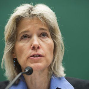 Caso Apple-Fbi, i federali: ''Per sbloccare telefoni necessario l'aiuto di hacker''