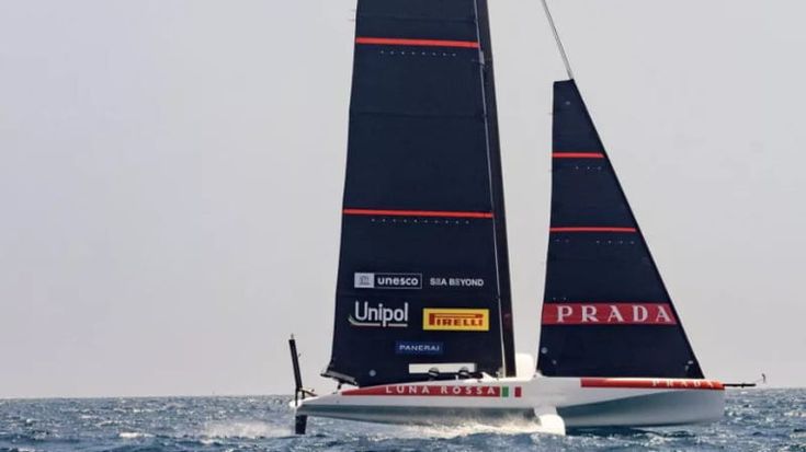 Luna Rossa Prada Pirelli, la barca che sa volare sull'acqua