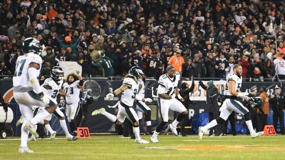 Nfl, Eagles-Bears illumina i play off: avanti Philadelphia, Colts, Chargers, Cowboys