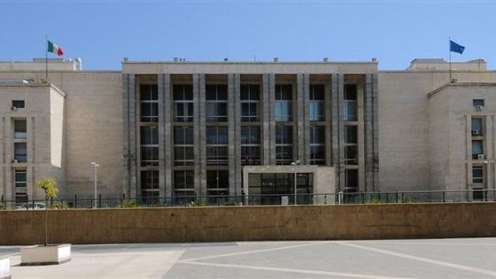Palermo: pestarono a sangue un buttafuori, condannati