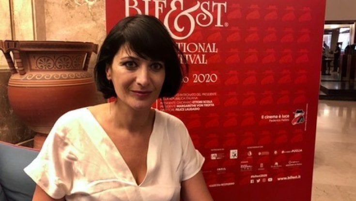 Apulia film commission, aperta inchiesta dopo la lite fra la presidente e il dg: lei lo ha denunciato per aggressione