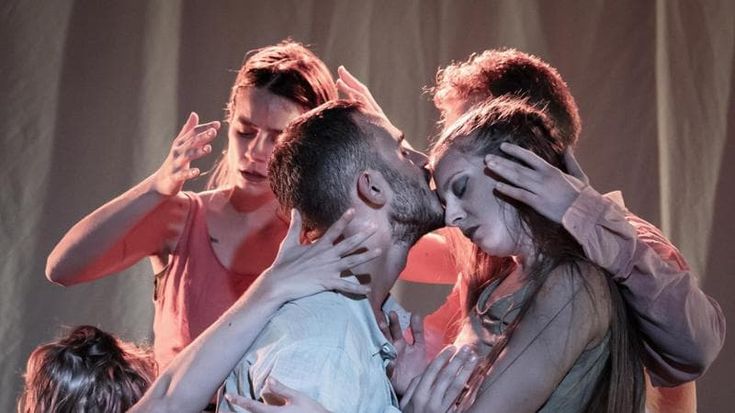 “Noi siamo Caos”, musica e coreografie al Maschio Angioino