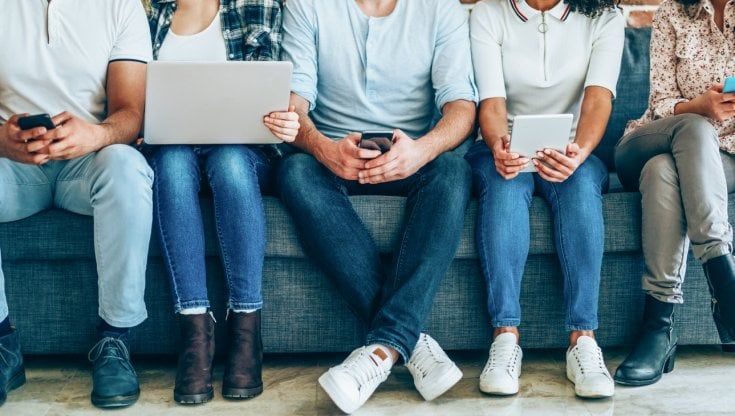 Il titolo di studio aiuta a combattere il digital divide