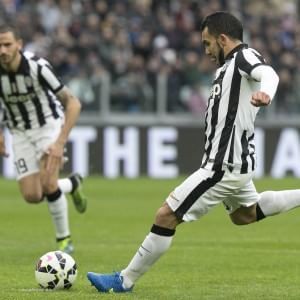 Tevez e Anderson fanno sognare
