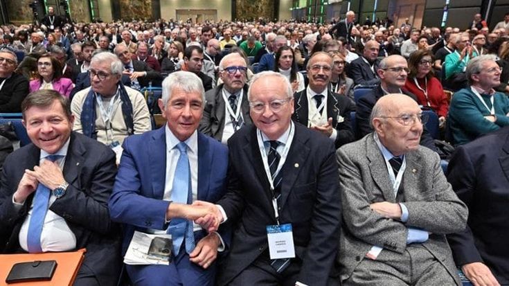 Congresso FMSI, Abodi: “Lavoriamo insieme per diffusione di migliori pratiche di vita”. Casasco: “Il movimento è medicina”