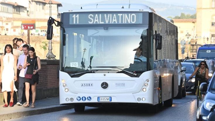 Studenti Unifi, abbonamenti scontati per l’uso di bus e tram nell’area urbana