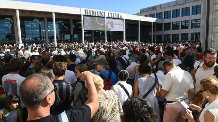 Il Papa al Meeting di Cl: “Prima dei confini ci sono le persone”