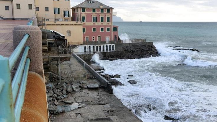 Boccadasse, rinasce la Baia degli Angeli. Il Comune affida i lavori a un privato