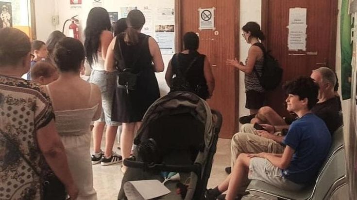 L’Asp: boom di esavalente, 800 minori da vaccinare. “Ma aggirano le sanzioni”