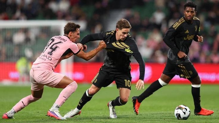 La Juve chiude il precampionato battendo il Palermo: segna Yildiz, Milik in gol dopo due anni