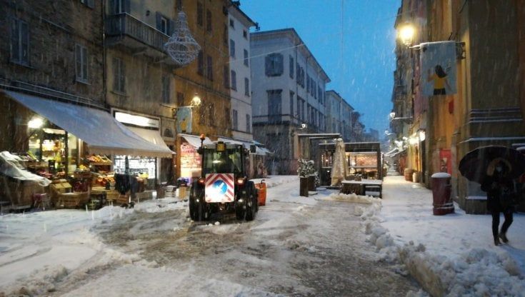 Parma, il Comune: piano neve in azione dalla notte
