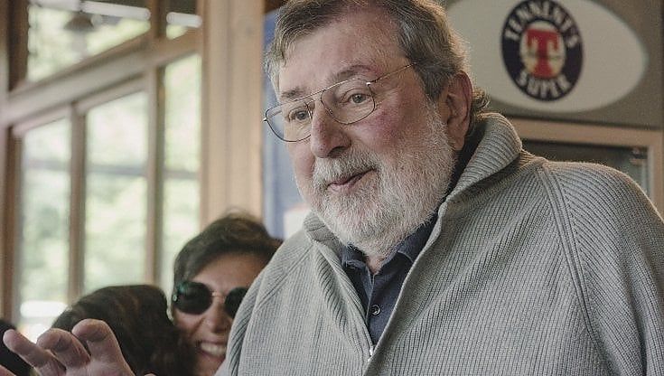 Francesco Guccini, un nuovo disco. Il Maestrone rompe la promessa di non cantare più