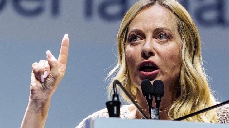 Meloni, l’Autonomia è un danno al Sud