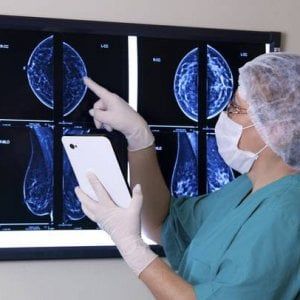 Tumore alla prostata, dal 2000 mortalità in calo 